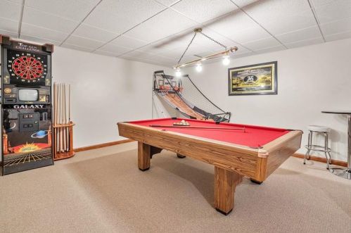 928 Old Washington Rd, Canonsburg PA  15317-3230 exterior