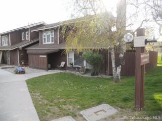 93 Meadow Lakes Dr, Tehachapi CA 93561-9685 exterior