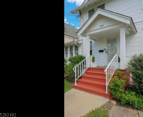 235 Seneca Pl, Westfield NJ  07090-4348 exterior