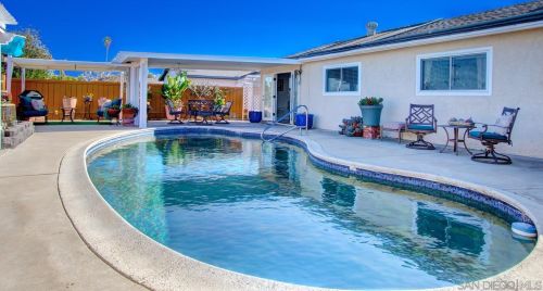 5051 Providence Rd, San Diego, CA 92117-1941