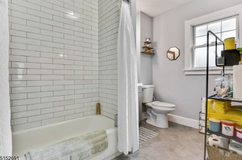 31 Madison Ave, East Orange NJ  07017-4613 exterior