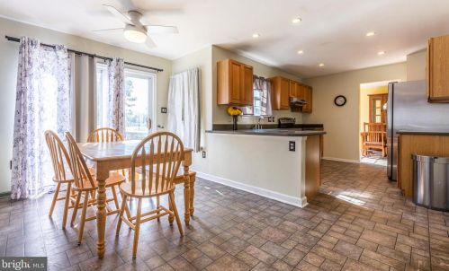 101 Stoneridge Pl, Bear DE  19701-1952 exterior