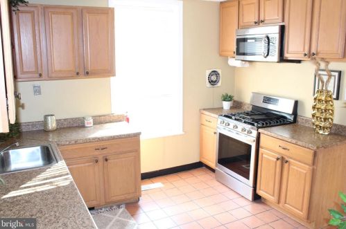 1437 Locust St, Norristown PA  19401-3321 exterior