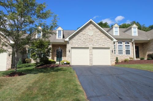 1063 Surrey Woods Dr, Canonsburg, PA 15317-6306