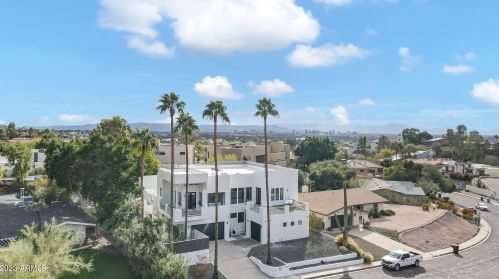 7627 22nd St, Phoenix AZ  85020-4706 exterior