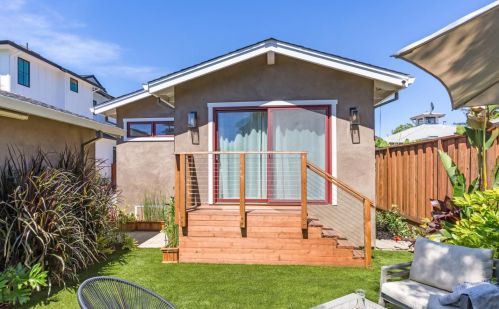 542 Quartz St, Redwood City CA  94062-2228 exterior