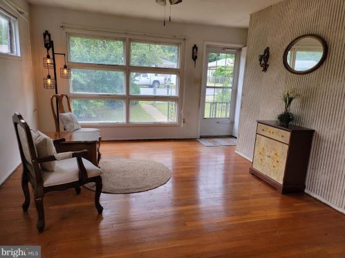 405 Powell St, Fredericksburg, VA 22408-2012