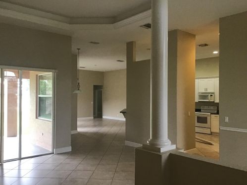 1449 Kamchatka Ave, Fort Pierce, FL 34953-6541