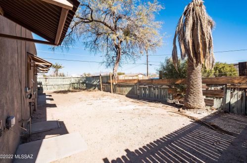 228 29 St, Tucson AZ 85713-2947 exterior