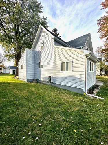 195 Grand Ave, Marion OH  43302-4301 exterior