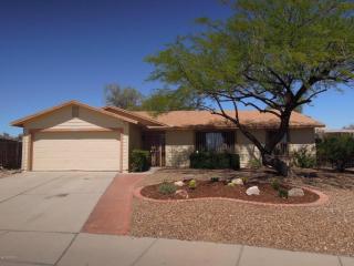 2152 Jackalope Pl, Tucson, AZ 85713-1244