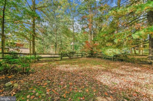 1743 Tall Oaks Rd, Molino PA  17961-9502 exterior