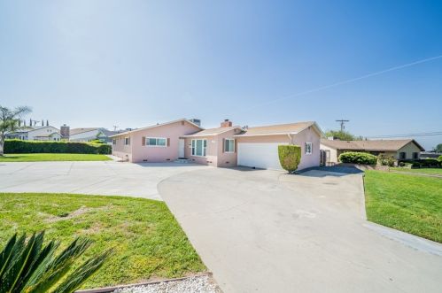 1505 Alto Dr, San Bernardino, CA 92404-2006