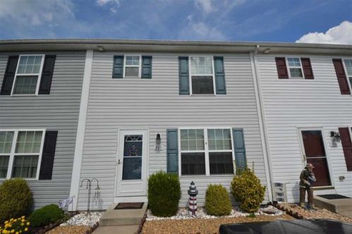 203 Kadies Ln, Edinburg, VA 22824-9608