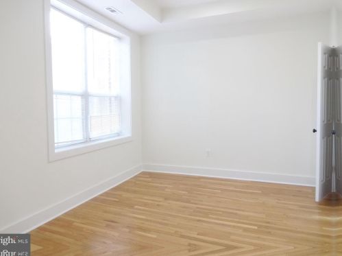 1133 Euclid St, Washington DC  20009-4837 exterior