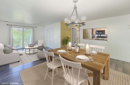 1 Stonyridge Dr, Lincoln Park NJ  07035-2238 exterior