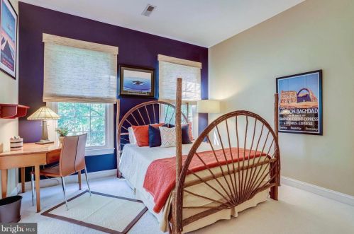 11406 Wild Bramble Way, Herndon VA  20194-1001 exterior