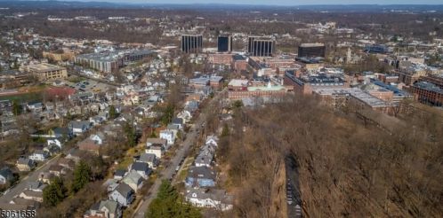 50 Chestnut St, Morristown NJ  07960-8600 exterior