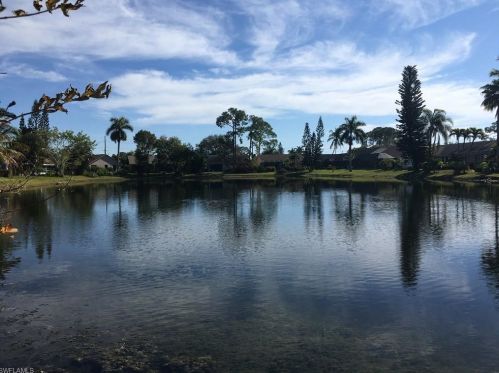 3571 Kent Dr, Naples, FL 34112-3737