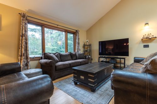 265 Royalston Rd, Fitzwilliam NH  03447-3433 exterior