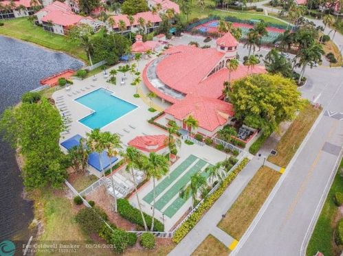 7848 Lexington Club Blvd, Delray Beach, FL 33446-3907