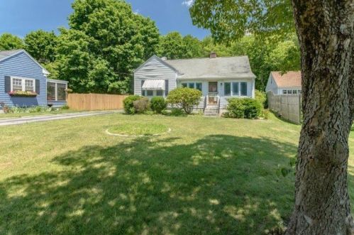 6 Reservoir Ave, Providence RI  02907-3349 exterior
