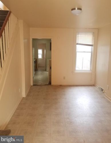 1113 Conrad St, Wilmington, DE 19805-3636