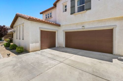 44852 Shad St, Lancaster, CA 93536-8430