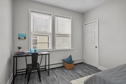 181 Mount Pleasant Ave, Providence RI  02908-3917 exterior