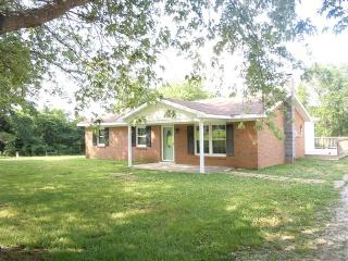 140 Vinson Rd, Brandenburg, KY 40108-9707