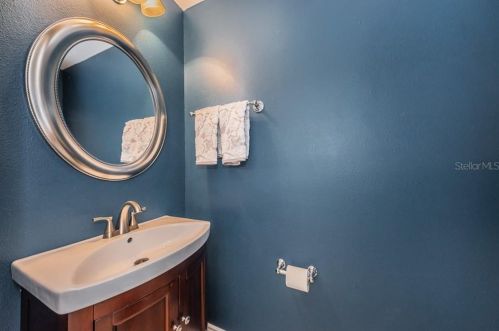 1999 Illinois Ave, Saint Petersburg FL  33703-3421 exterior