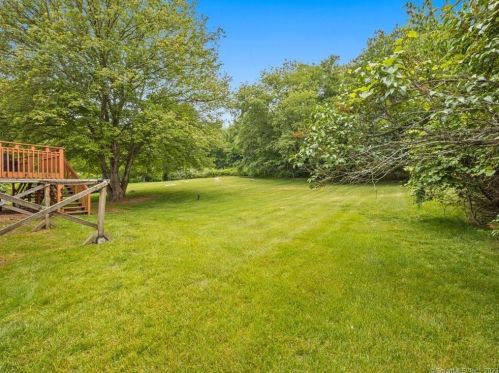 7 Lena Dr, Uncasville CT  exterior