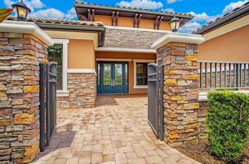 8591 Maggiore Ct, Naples, FL 34114-2547