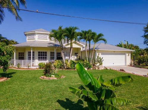 4520 1st Pl, Cape Coral, FL 33904-8312