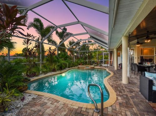 2125 27th St, Cape Coral, FL 33909-4561