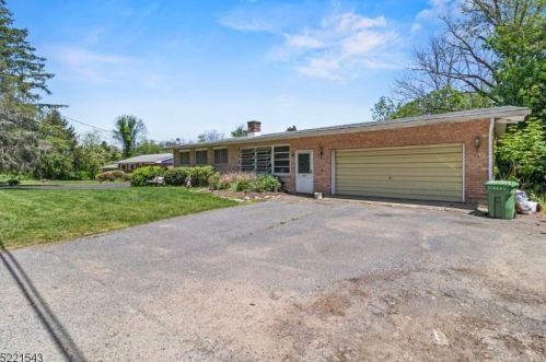 244 Brass Castle Rd, Oxford, NJ 07863-3142