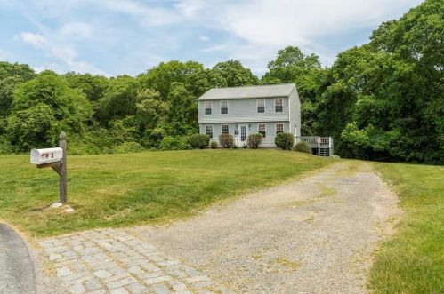3 Alexander Dr, South Kingstown, RI 02882-4845