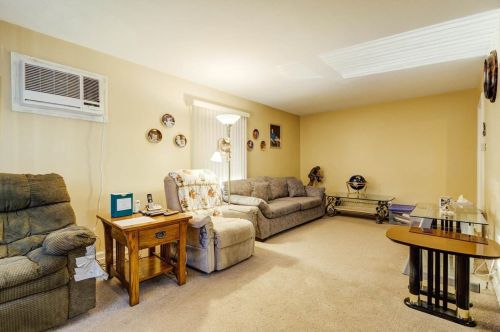 79 56th St, Bayonne NJ  07002-3315 exterior