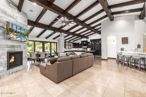 6024 Sunnyside Dr, Scottsdale AZ 85260-5724 exterior