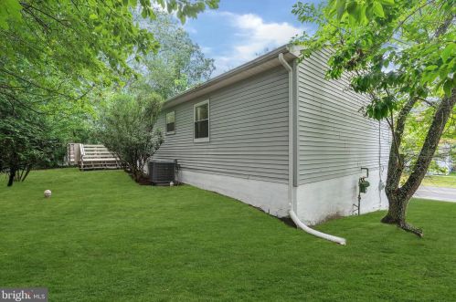 1802 Lakeshore Dr, Browns Mills NJ  08015-1364 exterior