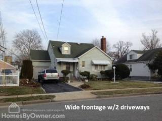 118 Rhodes Ave, Hempstead, NY 11550-2924