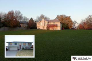 9706 24th St, Bellevue, NE 68123-2414
