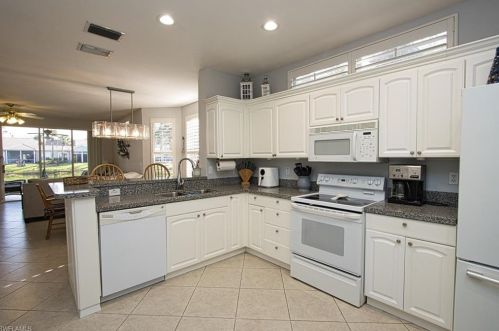 3460 Pointe Creek Ct, Bonita Springs, FL 34134-2015
