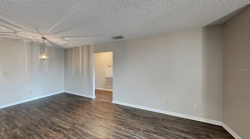 410 Winter Ridge Blvd, Winter Haven, FL 33881-5805