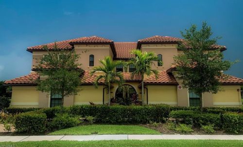 12058 Covent Garden Ct, Naples, FL 34120-4711