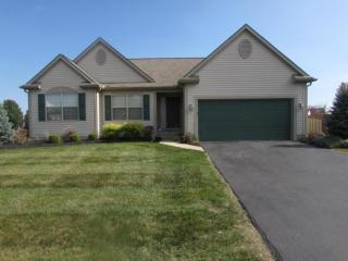 725 Woodington Dr, Pataskala, OH 43062-7012
