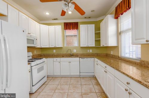 129 Thomas St, Washington DC  20001-1659 exterior