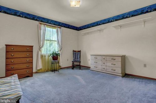 5805 Hillsborough Ct, Harrisburg PA  17111-4736 exterior