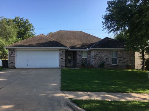 5513 Woodland Rd, Bartlesville, OK 74006-7825