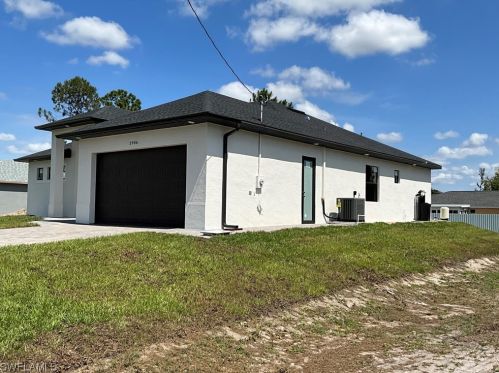 3906 23rd St, Lehigh Acres, FL 33976-3361